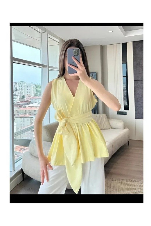 V Yaka Kuşaklı Fırfırlı Trend Tericotton Kumaş Bluz