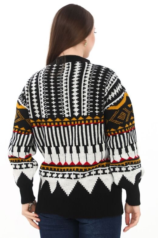 Oversize Düğmeli Örme Detaylı Triko Hırka