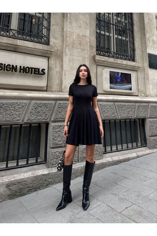 Modal Kumaş Volanlı Siyah Elbise