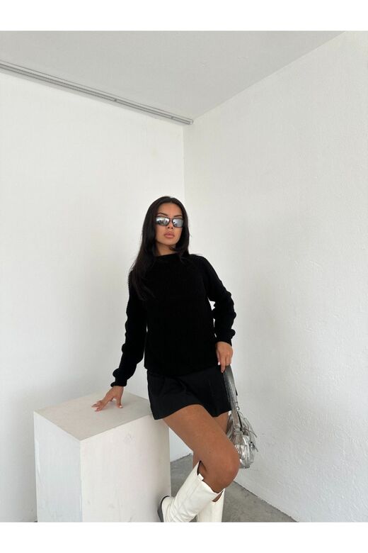 Kadın Oversize Sıfır Yaka Salaş Triko Kazak