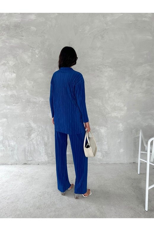 PİLİSELİ KUMAŞ BELİ LASTİKLİ RAHAT KALIP GENİŞ PAÇA PANTOLUN GÖMLEKLİ TAKIM