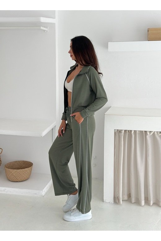 Biye Detaylı Geniş Paça Eşofman Takımı