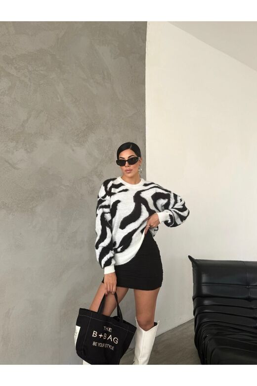Zebra Desen Oversize Yuvarlak Yaka  Triko Kazak