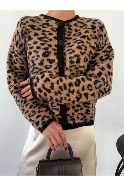 Leopar Desen Düğmeli Hırka