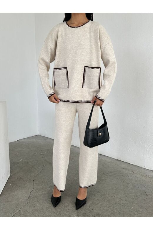 Oversize Cep Detaylı Geniş Paça Triko Takım