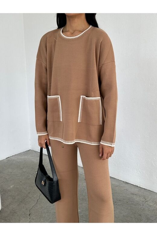 Oversize Cep Detaylı Geniş Paça Triko Takım