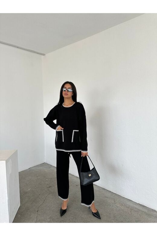 Oversize Cep Detaylı Geniş Paça Triko Takım