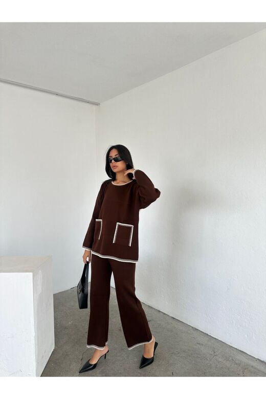 Oversize Cep Detaylı Geniş Paça Triko Takım
