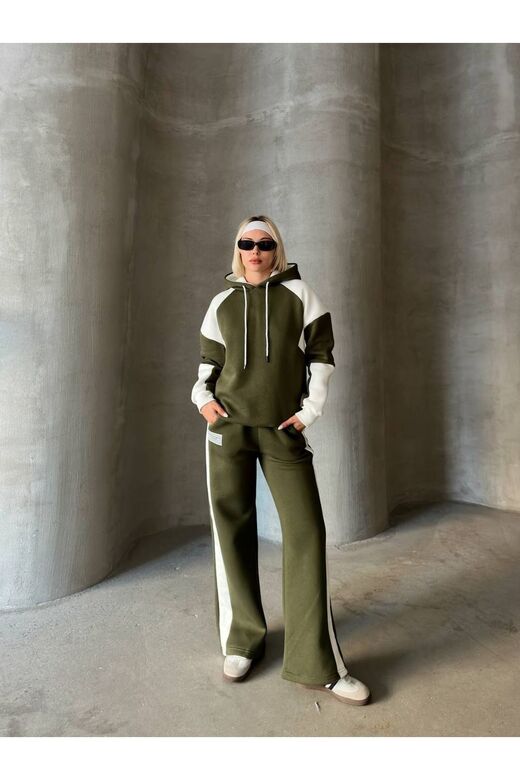 Oversize 3 İplik Şardonlu Kapşunlu Garnili Şerit Detaylı Geniş Paça Nakışlı Eşofman Takım