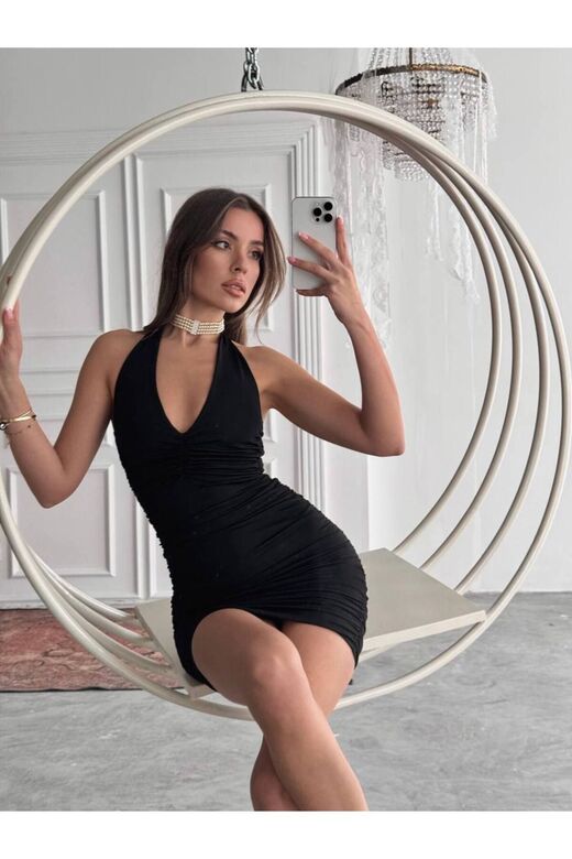 Halter Yaka Esnek Kumaş Boyunda Bağlama Mini Elbise