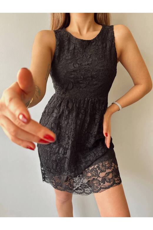 Dantelli Kolsuz Midi Elbise