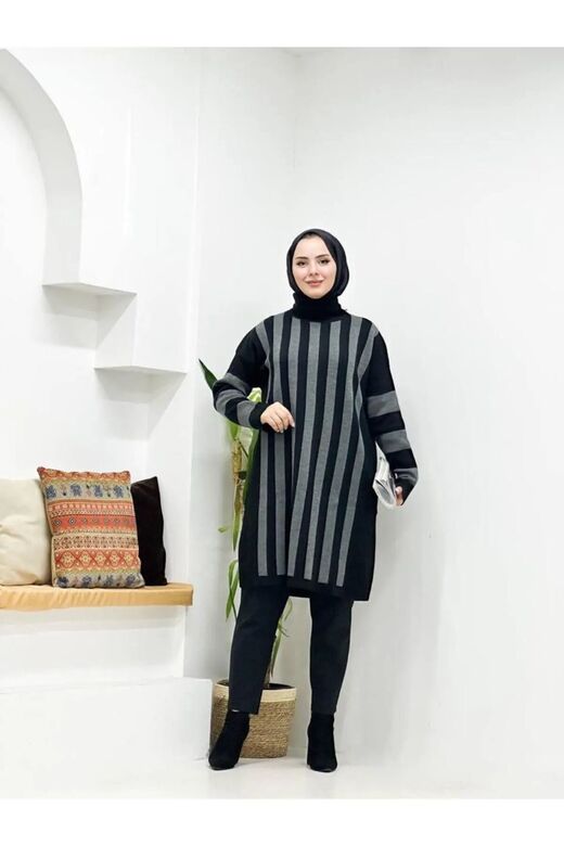 Boğazlı Desenli Triko Tunik