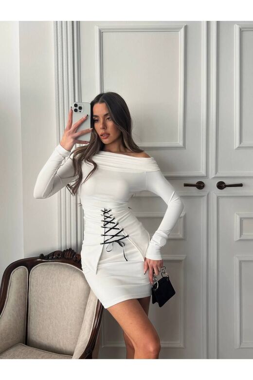Korse Detaylı Beyaz Mini Elbise