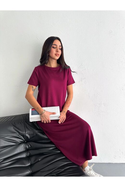 Yumuşak Doku Yırtmaçlı Modal Kumaş Midi Elbise