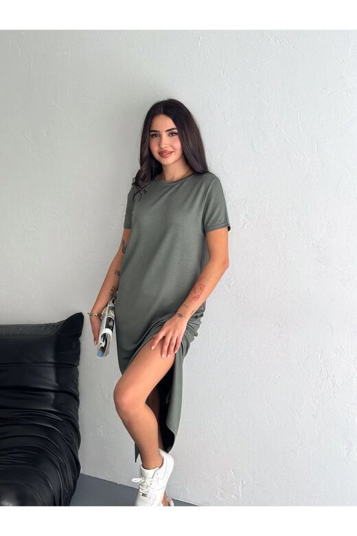 Yumuşak Doku Yırtmaçlı Modal Kumaş Midi Elbise