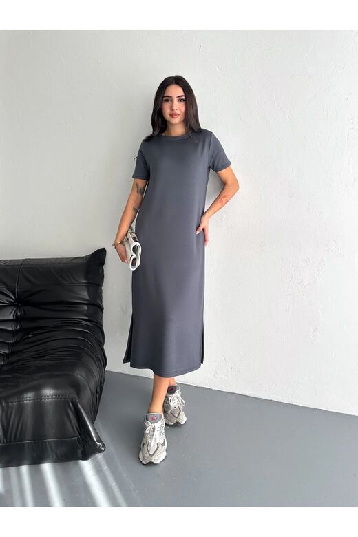 Yumuşak Doku Yırtmaçlı Modal Kumaş Midi Elbise