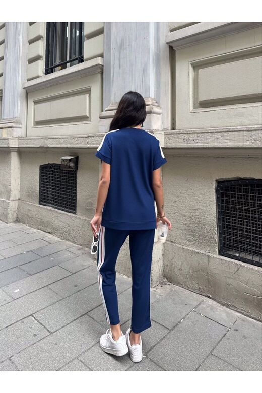 Modal Kumaş Şeritli Eşofman Takım