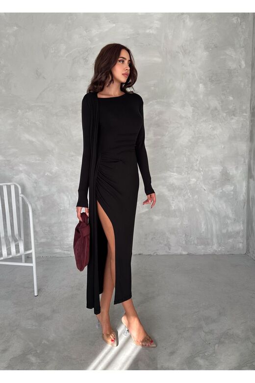 Elegans Yırtmaç Detaylı Midi Elbise
