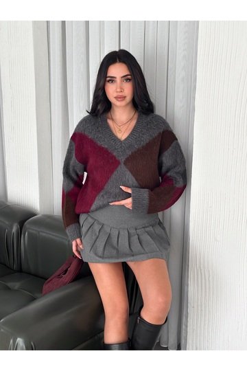 BAKLAVA DESEN V YAKA YUMUŞAK TRİKO KAZAK