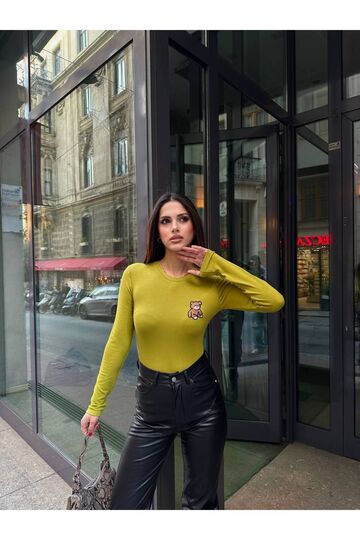 Bisiklet Yaka Yeşil Uzun Kollu Teddy Baskılı Bluz