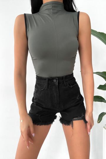 Kadın Dik Yaka Büzgü Detaylı Seamless Crop Haki Bluz