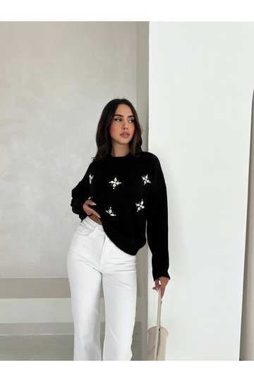 Çiçek Desenli Balıkçı Yaka Triko Kazak