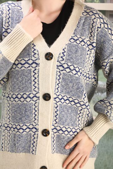 Oversize Yumuşak Kalp Desenli Örme Detaylı Düğmeli Triko Hırka