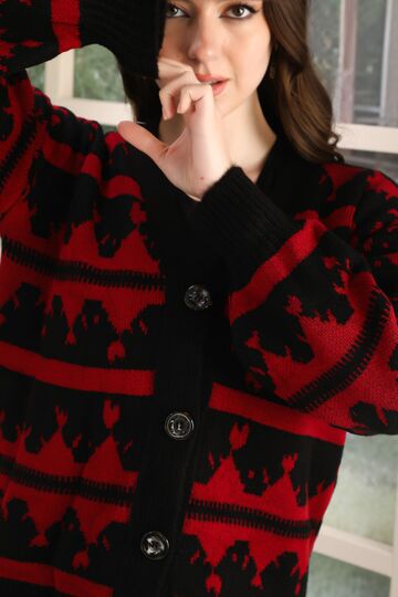 Oversize Yumuşak Örme Detaylı Düğmeli Triko Hırka