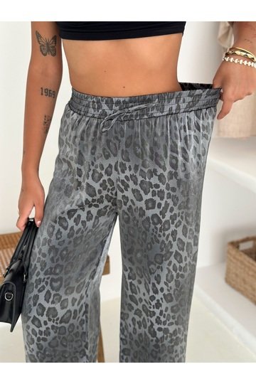 Leopar Desenli Beli Lastikli Geniş Paça Pantolon