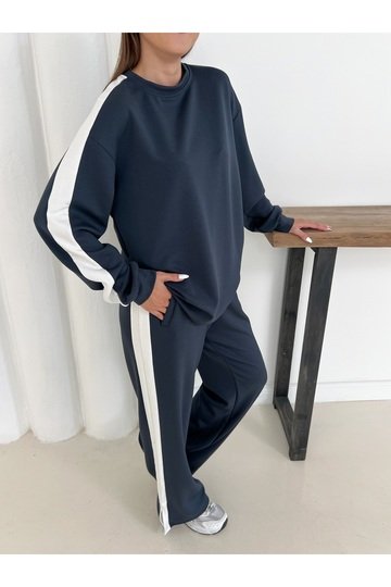 Geniş Şerit Detaylı Oversize Geniş Paça Modal Kumaş Eşofman Takım