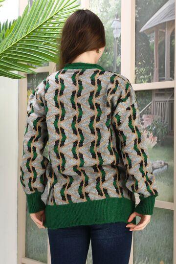 Oversize Yumuşak Örme Detaylı Düğmeli Triko Hırka