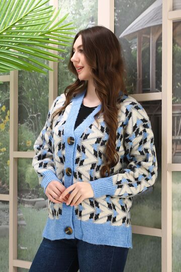 Oversize Yumuşak Örme Detaylı Düğmeli Triko Hırka