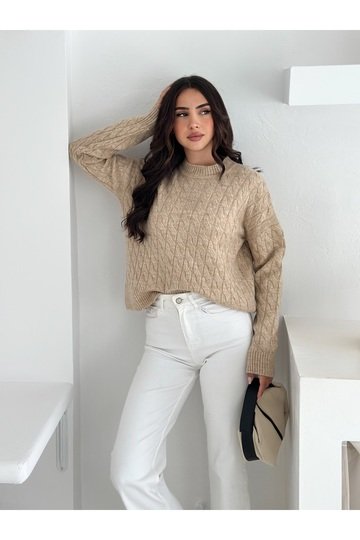 Yumuşak Dokulu Saç Örgülü Triko Kazak