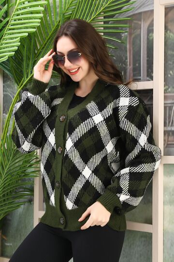 Oversize Yumuşak Ekose Kare Örme Detaylı Düğmeli Triko Hırka