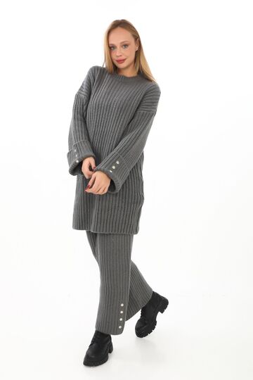 Oversize Uzun Kazak Düğme Detaylı Yumuşak  Geniş Paçalı Triko Tkım