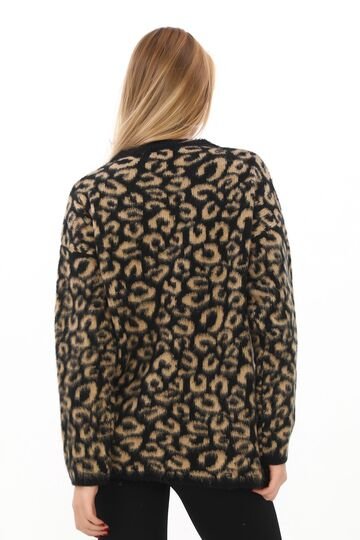 Leopar Desen Oversize Yumuşak Düğmeli Uzun Triko Hırka