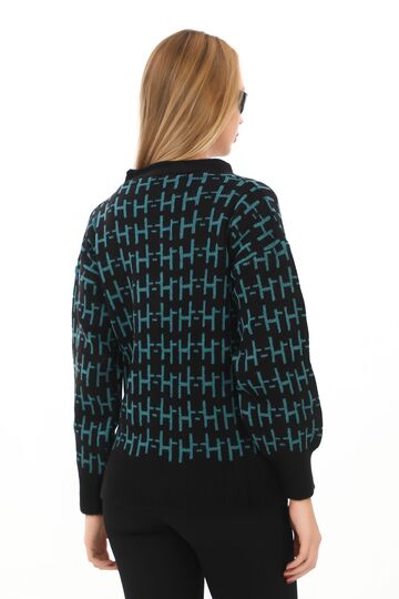 Oversize Yumuşak Örme Detaylı Düğmeli Triko Hırka