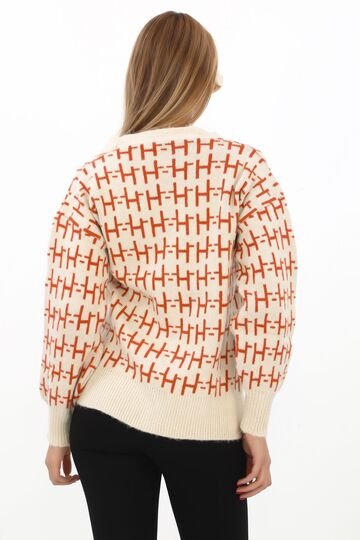 Oversize Yumuşak Örme Detaylı Düğmeli Triko Hırka