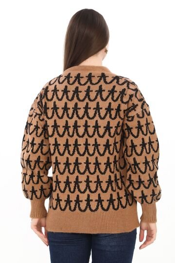 Oversize Örme Detaylı Düğmeli Triko Hırka