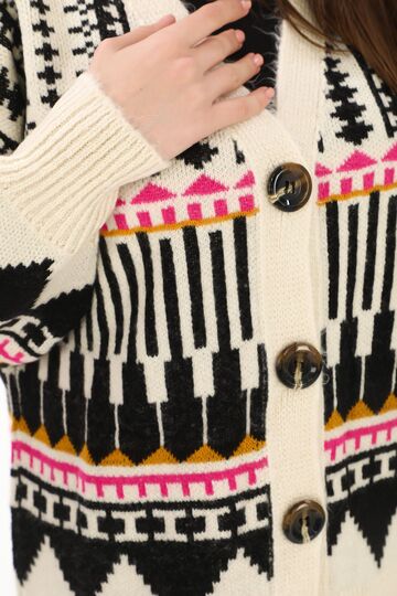 Oversize Düğmeli Örme Detaylı Triko Hırka
