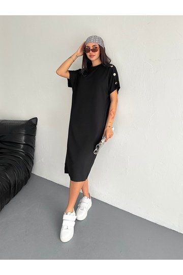 SÜS DÜĞME DETAYLI YUMUŞAK DOKU MODAL KUMAŞ ELBİSE