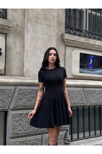 Modal Kumaş Volanlı Siyah Elbise