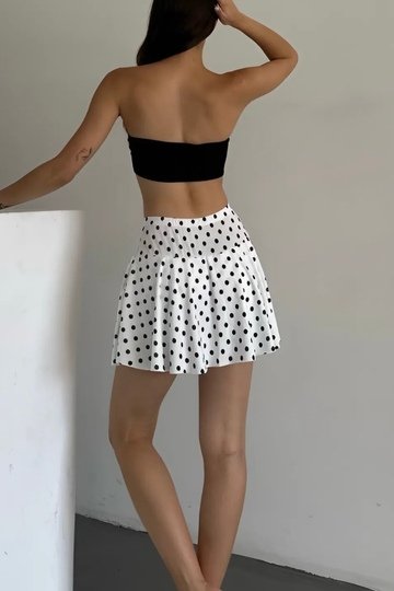 Kadın Puantiyeli Yüksek Bel Şort Etek – Şık ve Rahat Etek Modeli