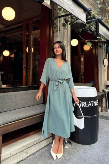 Kadın Kemerli Yarasa Kol Ayrobin Elbise