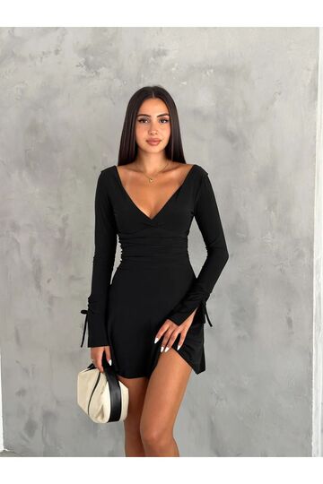 Gizemli Allure V Yaka Mini Elbise