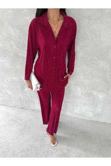 PİLİSELİ KUMAŞ BELİ LASTİKLİ RAHAT KALIP GENİŞ PAÇA PANTOLUN GÖMLEKLİ TAKIM