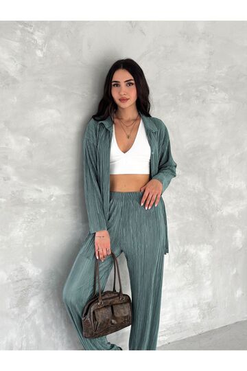 Piliseli Kumaş Beli Lastikli Rahat Kalıp Geniş Paça Pantolun Gömlekli Takım