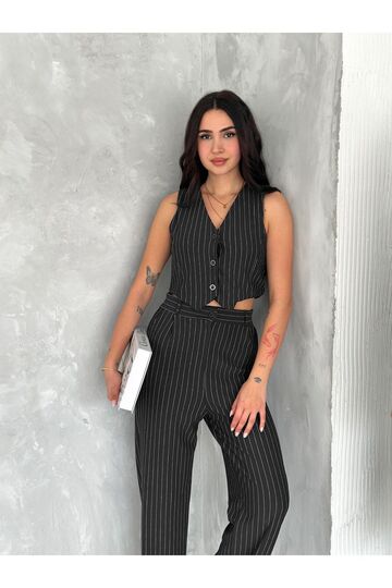 Çizgili Krep Yelekli Takım
