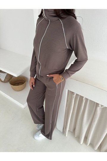 Biye Detaylı Geniş Paça Eşofman Takımı