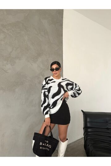 Zebra Desen Oversize Yuvarlak Yaka  Triko Kazak